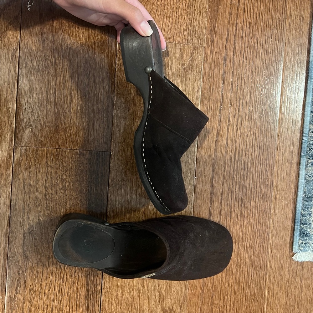 Chanel Clogs - Picture 4 of 4